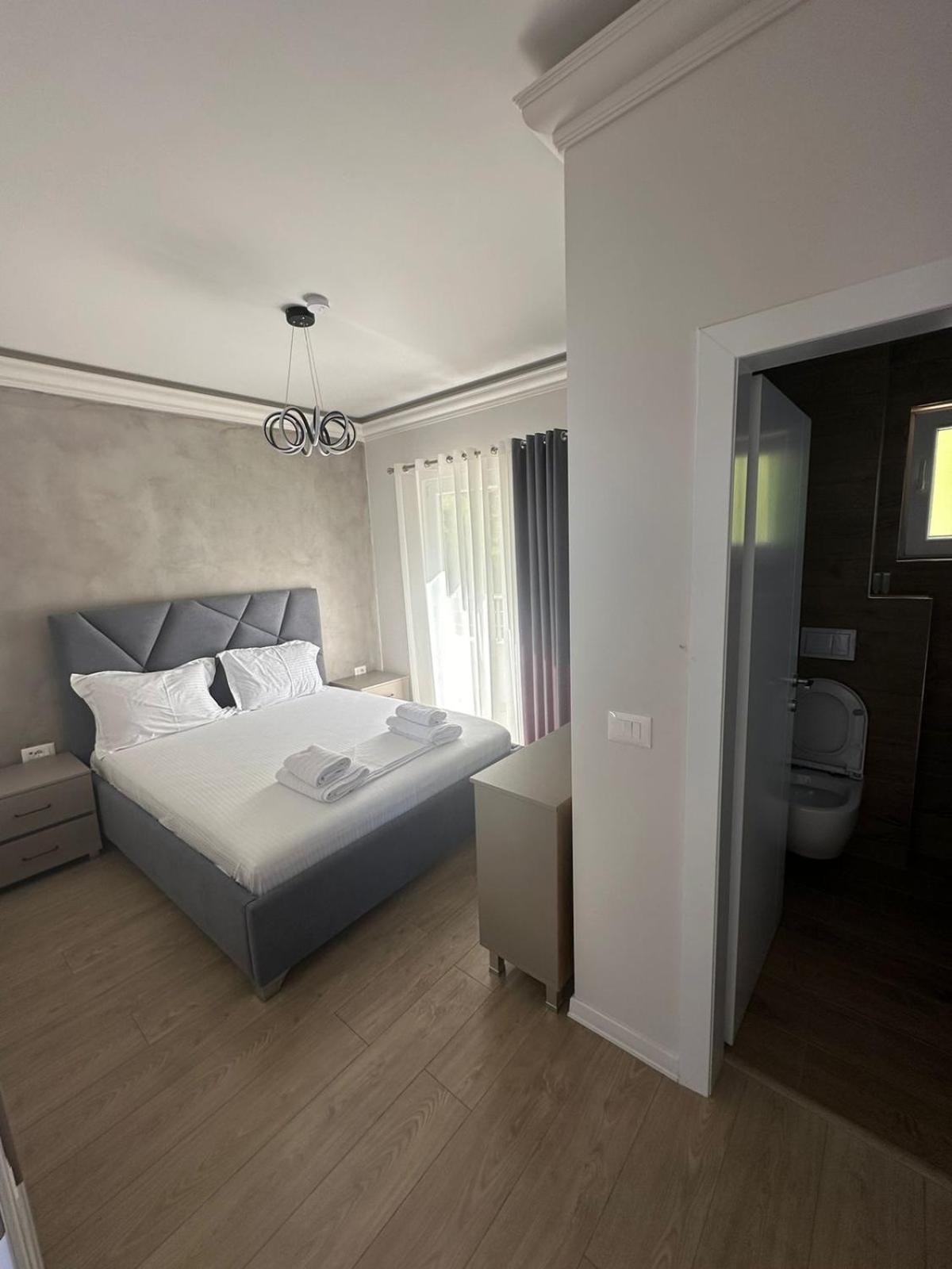 Hotel Demoli Pogradec Zewnętrze zdjęcie