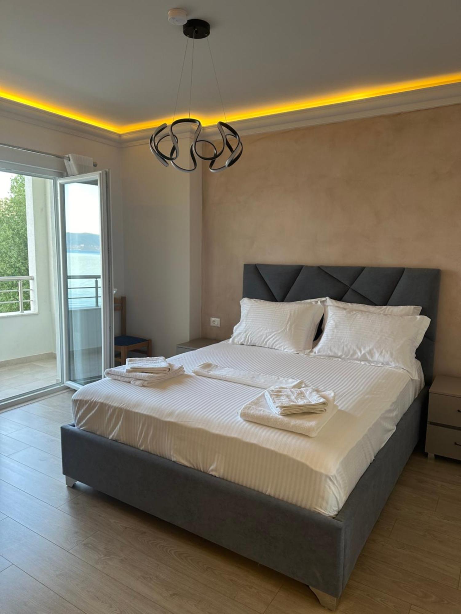 Hotel Demoli Pogradec Zewnętrze zdjęcie
