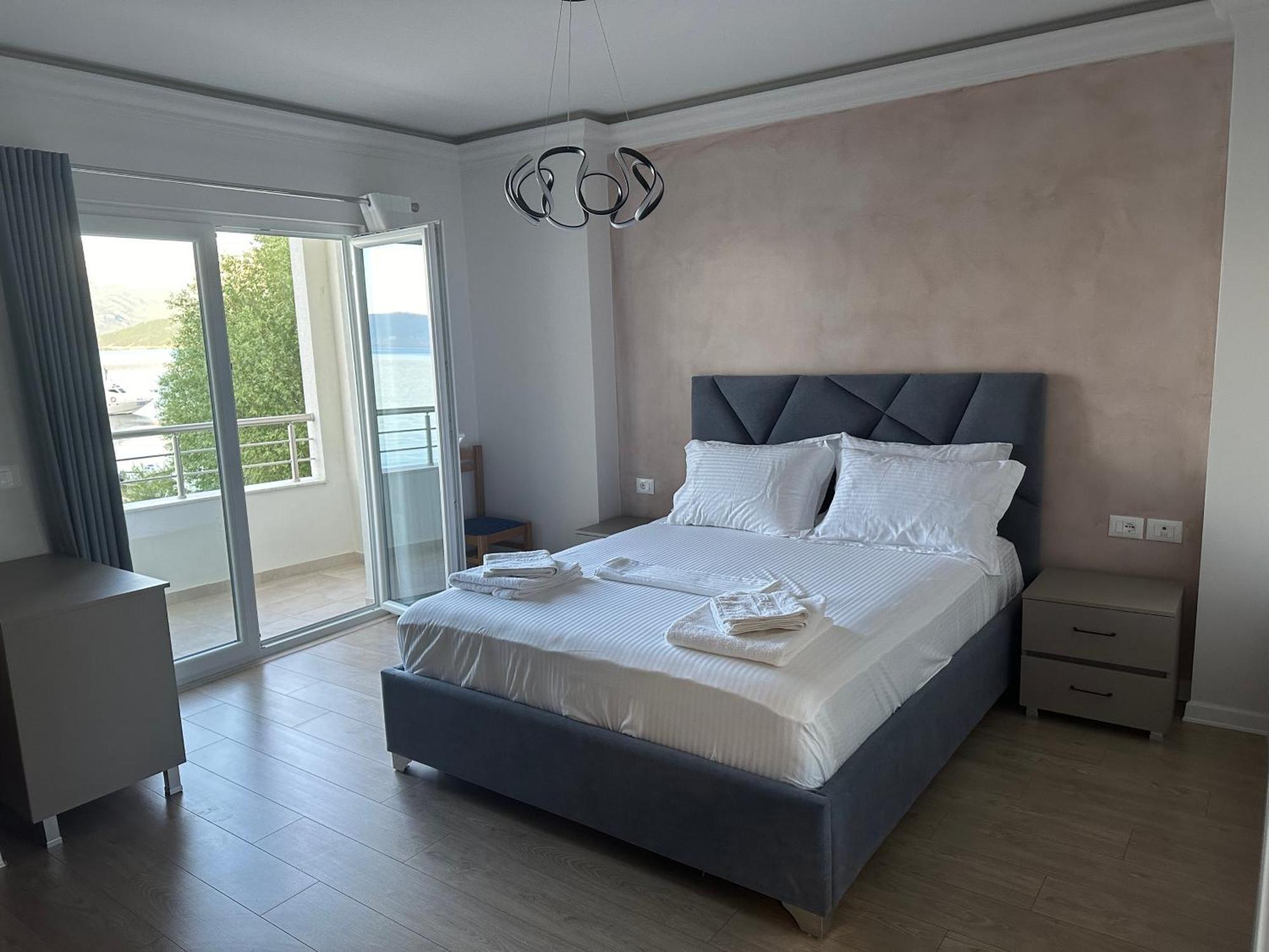 Hotel Demoli Pogradec Zewnętrze zdjęcie