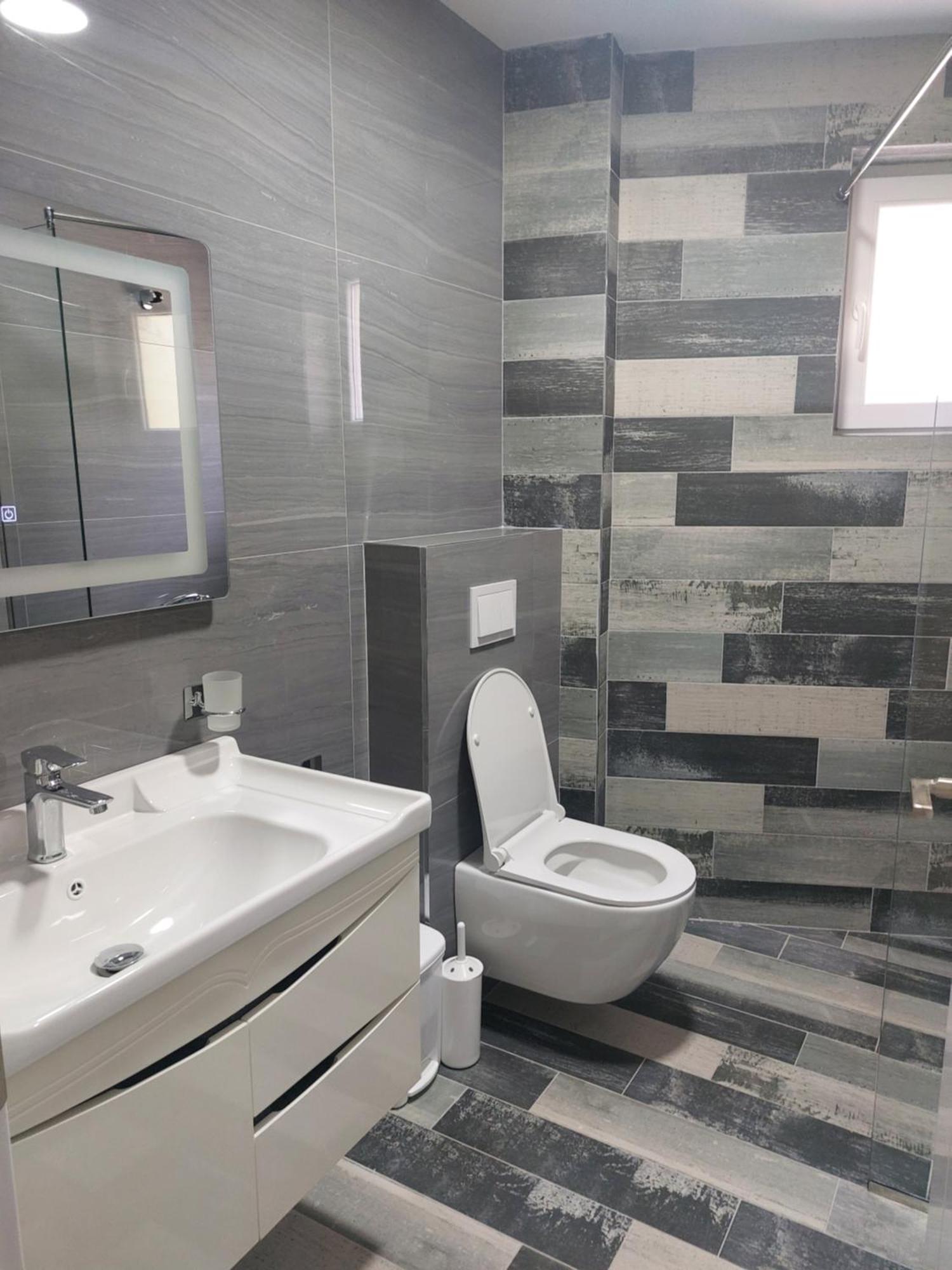Hotel Demoli Pogradec Zewnętrze zdjęcie